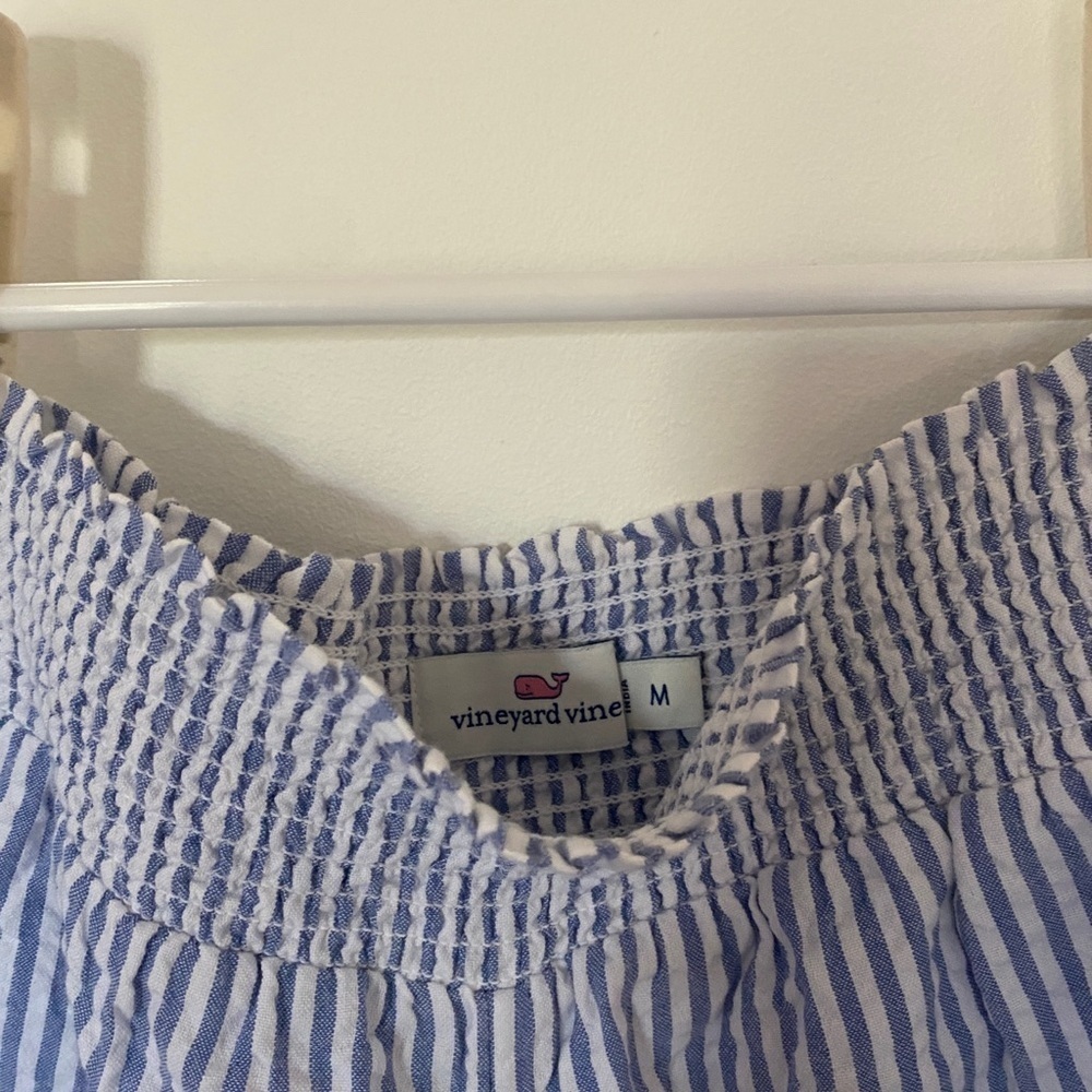 Vineyard vines shorts - Picture 2 of 4